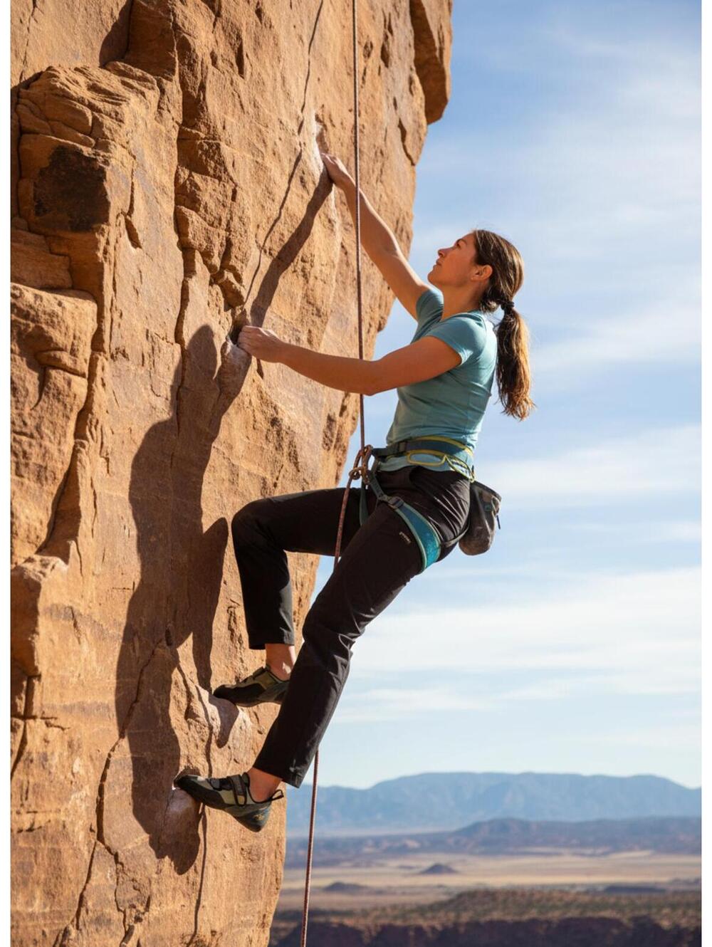 Women's Title Nine Ascent Hiking Pants w Zip Pockets Black Rock Climbing Small